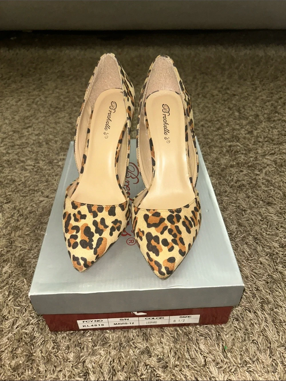 Breckelles Leopard Print Pointed Toe Pumps in Tan and Black